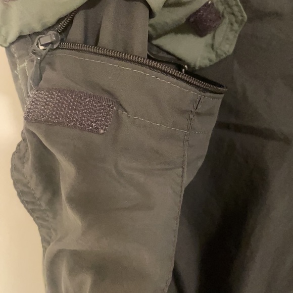 REI Zip leg outdoor nylon pants - one small flaw. - Picture 2 of 6